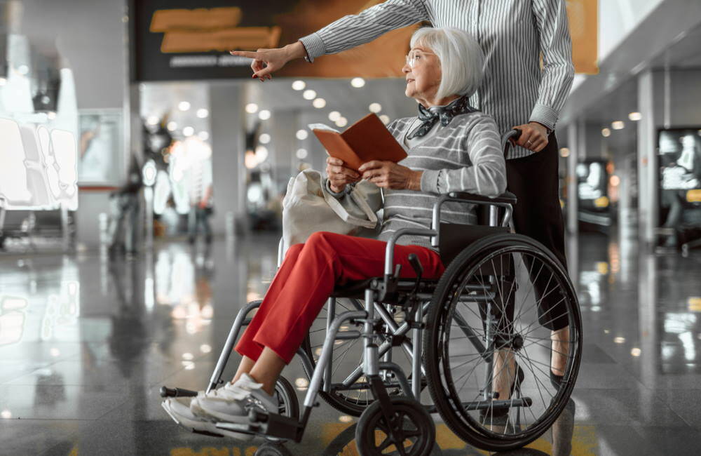 Air Travel Assistance for Seniors | Flight Assistance for Elderly